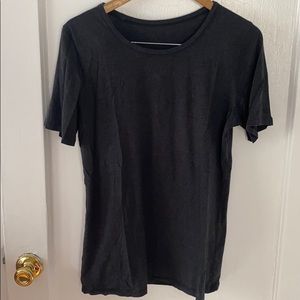 Lululemon tshirt